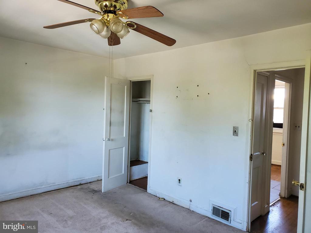 217 LYNHAVEN DRIVE