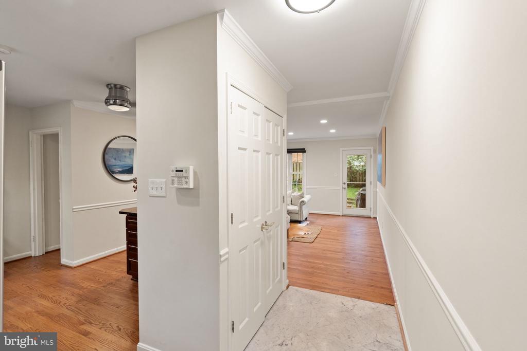 202 GENTRY AVENUE
