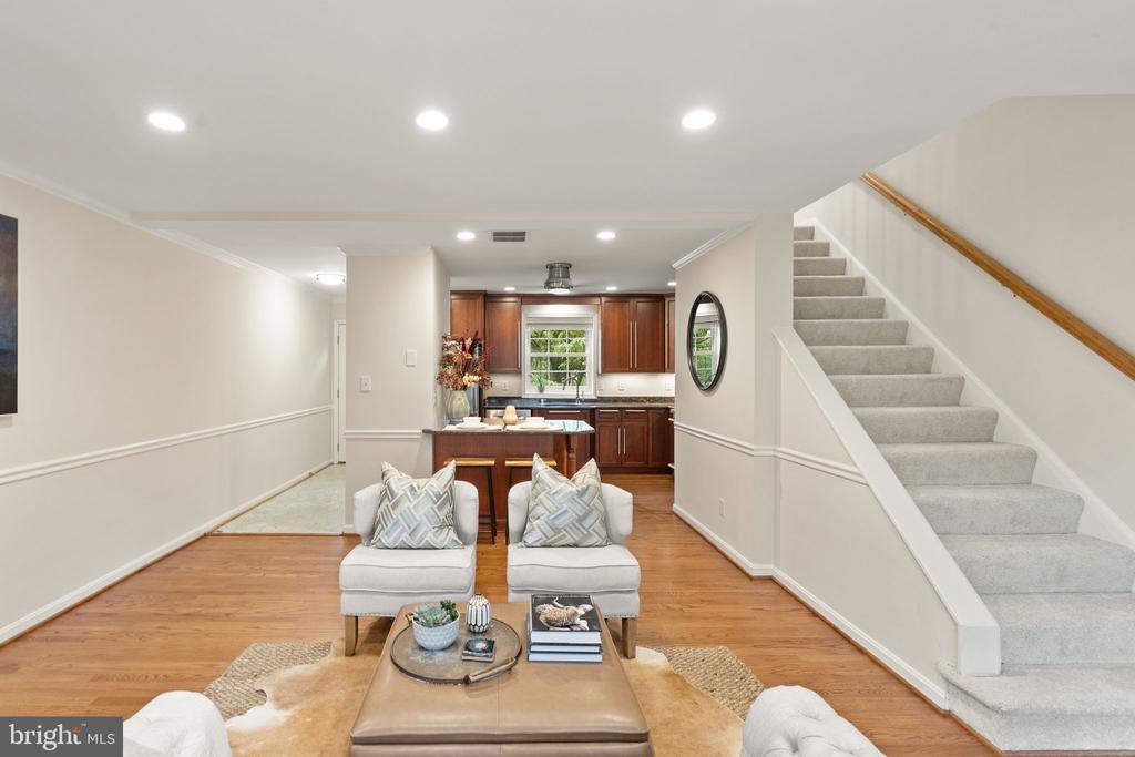 202 GENTRY AVENUE