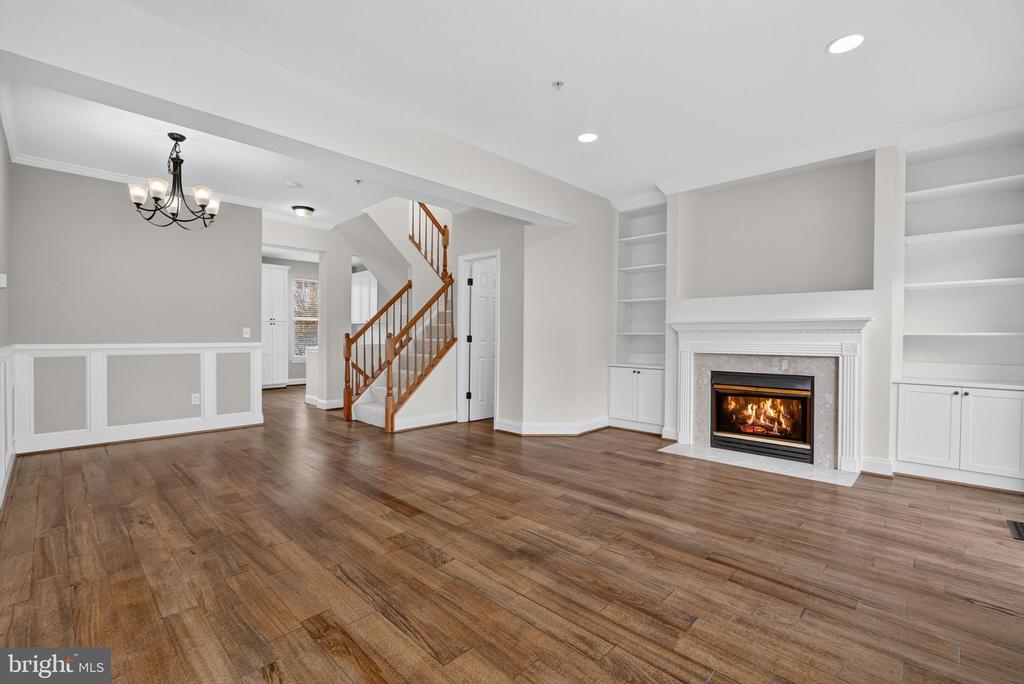 114 MEADOWS LANE