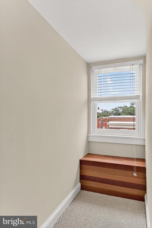 718 S WASHINGTON STREET Unit: 304
