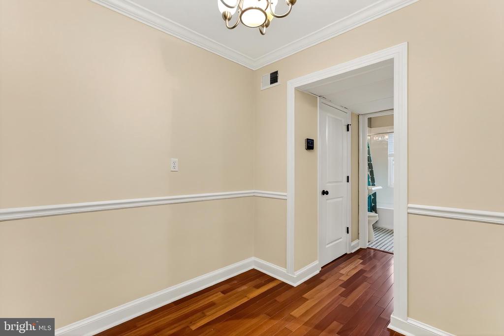 718 S WASHINGTON STREET Unit: 304