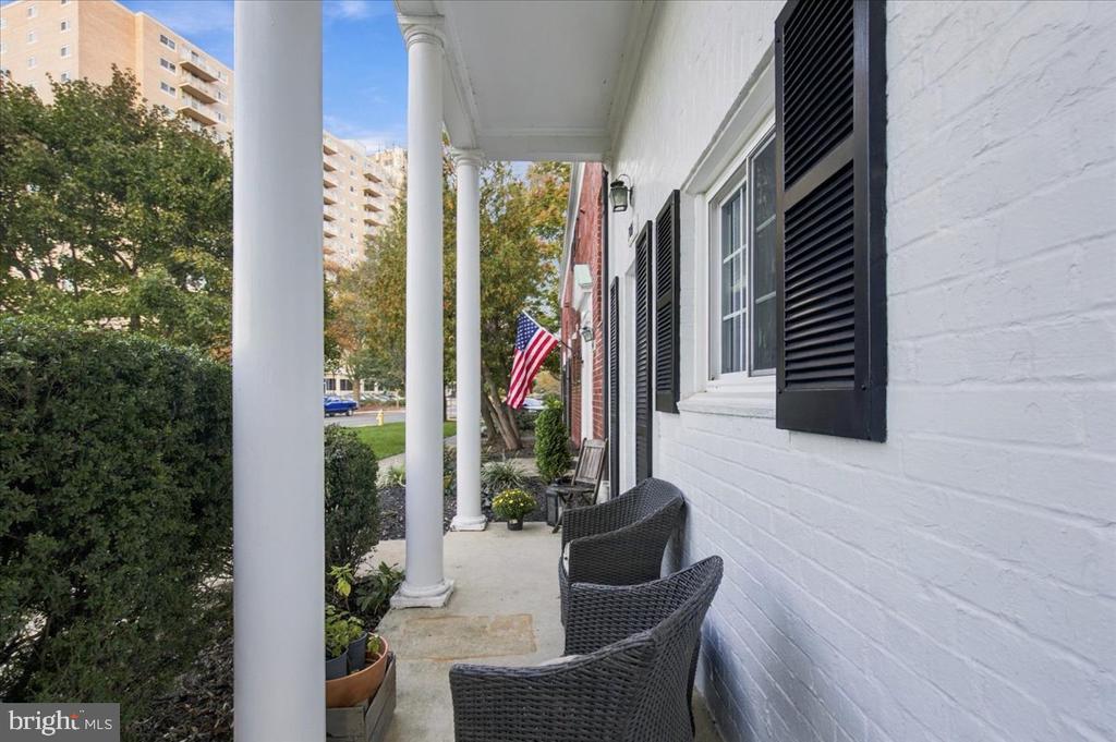 1306 MARTHA CUSTIS DRIVE