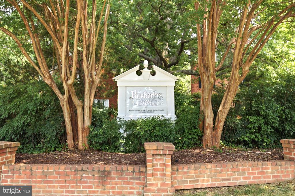 1306 MARTHA CUSTIS DRIVE