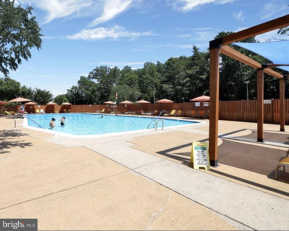 2500 N VAN DORN STREET Unit: 1101
