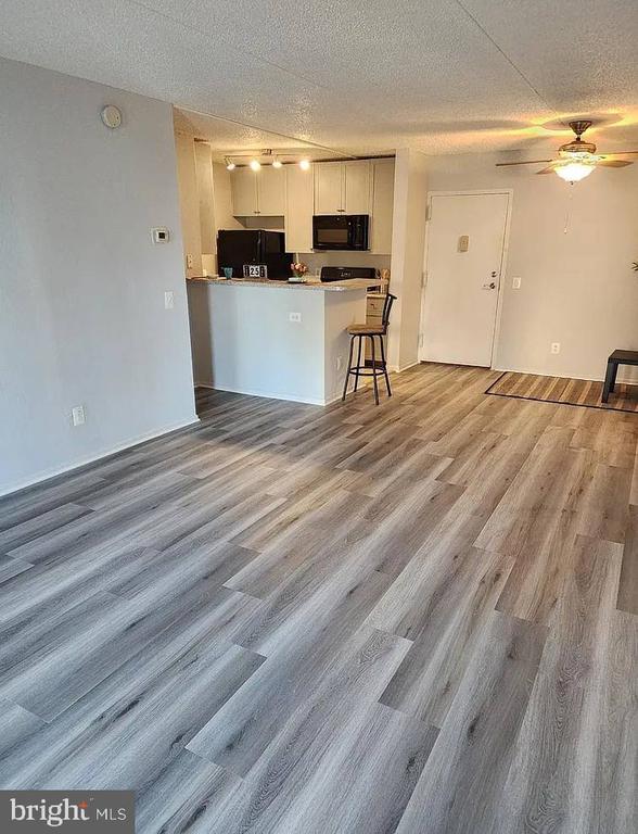 60 S VAN DORN STREET Unit: 310