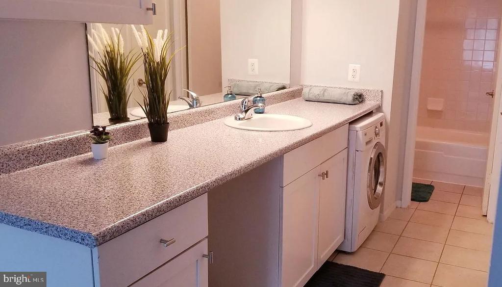 60 S VAN DORN STREET Unit: 310