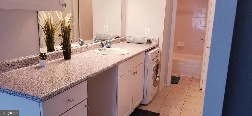 60 S VAN DORN STREET Unit: 310