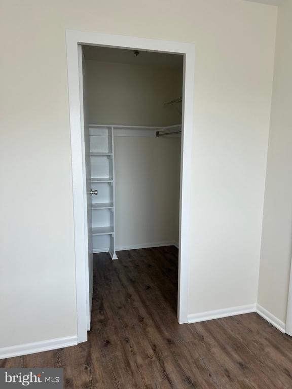 5340 HOLMES RUN PARKWAY Unit: 516