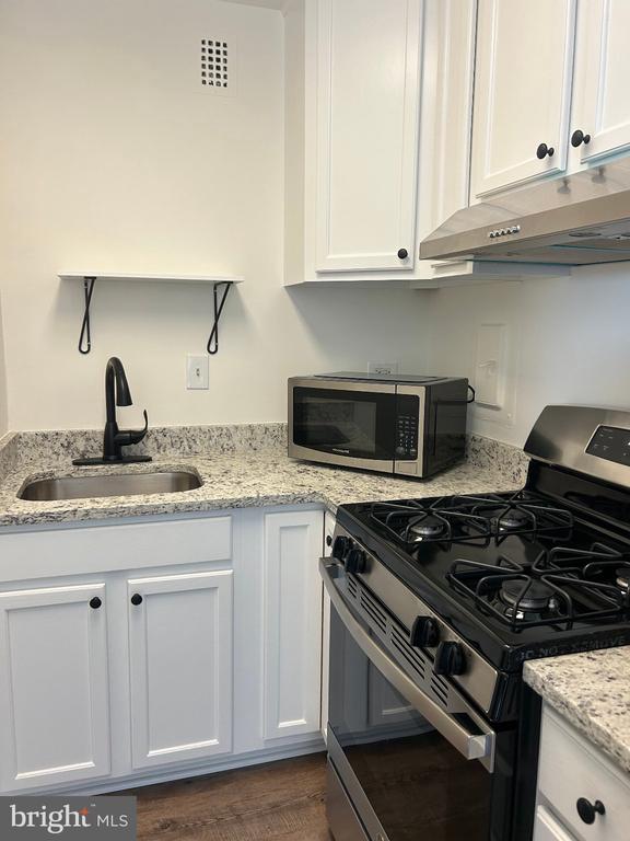 5340 HOLMES RUN PARKWAY Unit: 516