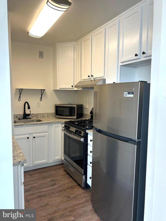 5340 HOLMES RUN PARKWAY Unit: 516