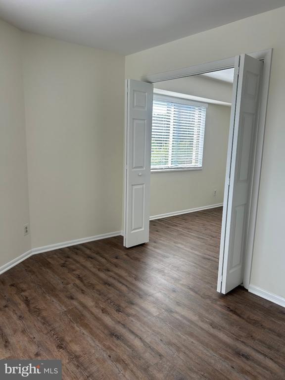 5340 HOLMES RUN PARKWAY Unit: 516
