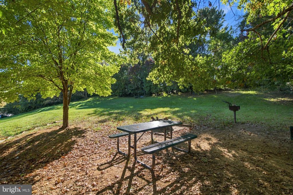 101 SKYHILL ROAD Unit: 303