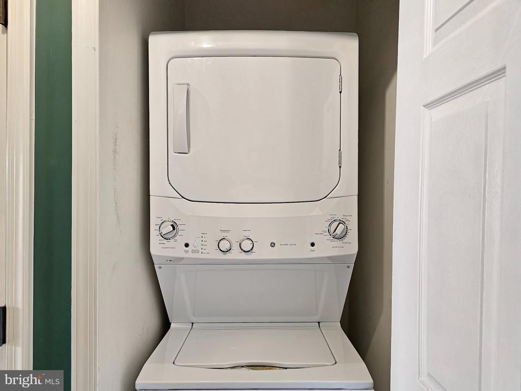 4551 STRUTFIELD LANE Unit: 4209
