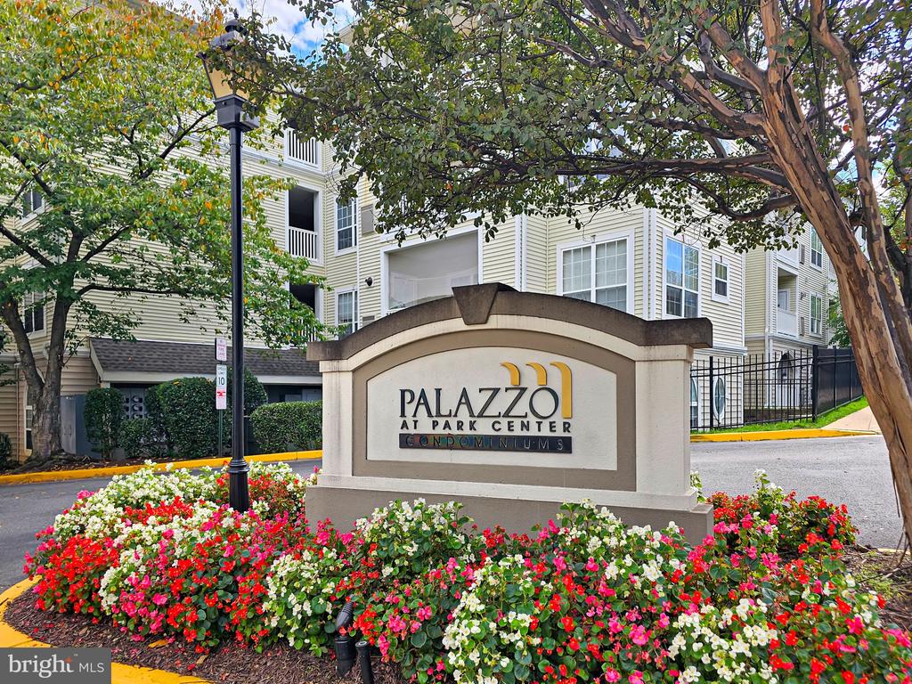 4551 STRUTFIELD LANE Unit: 4209