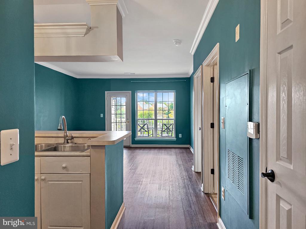 4551 STRUTFIELD LANE Unit: 4209