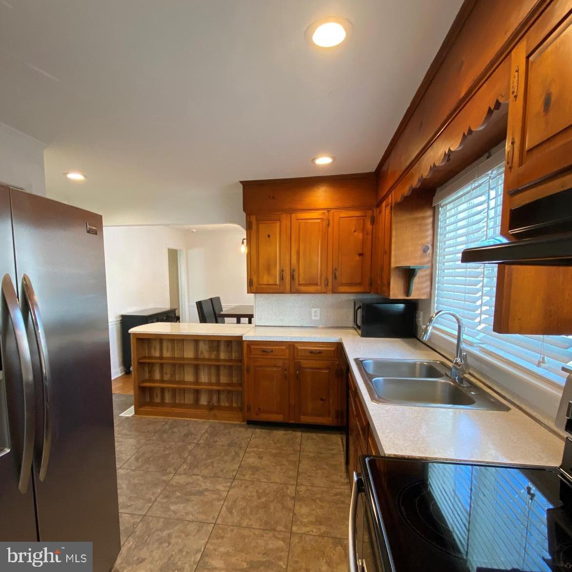 2042 HARRY BYRD HIGHWAY