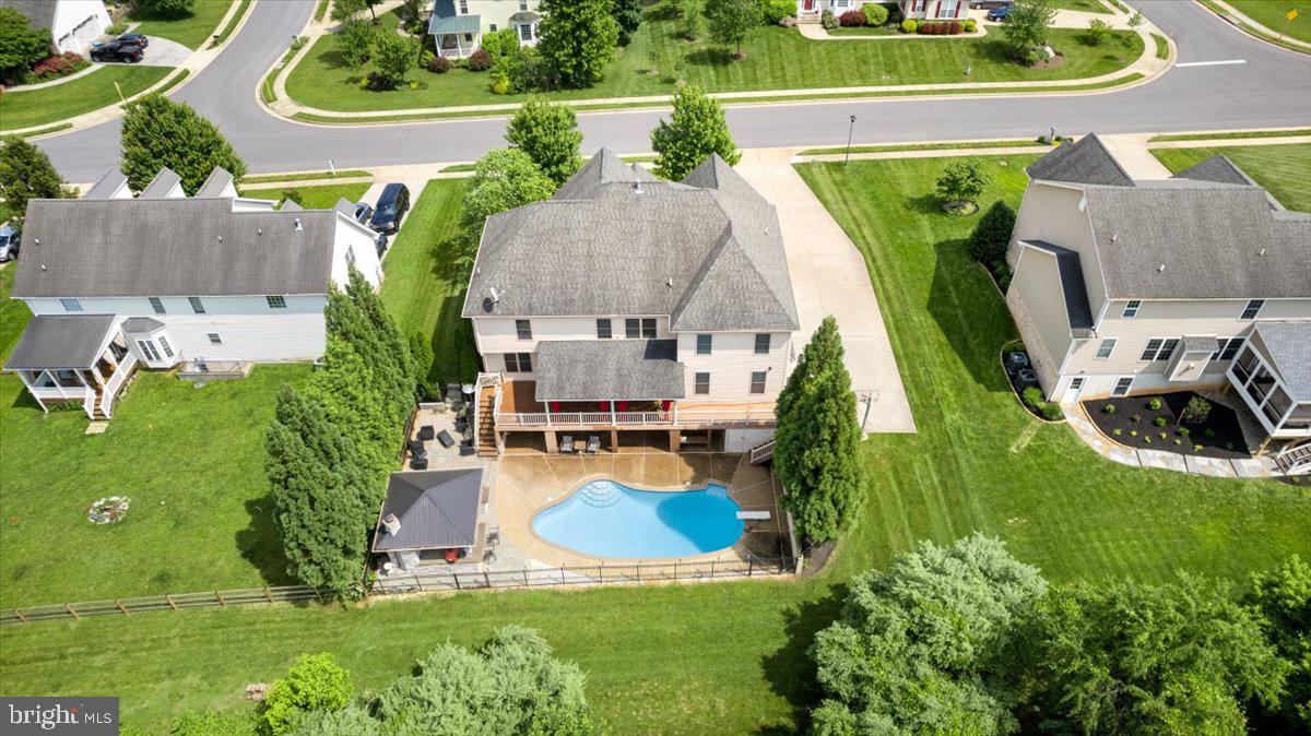 237 Tyson Dr
