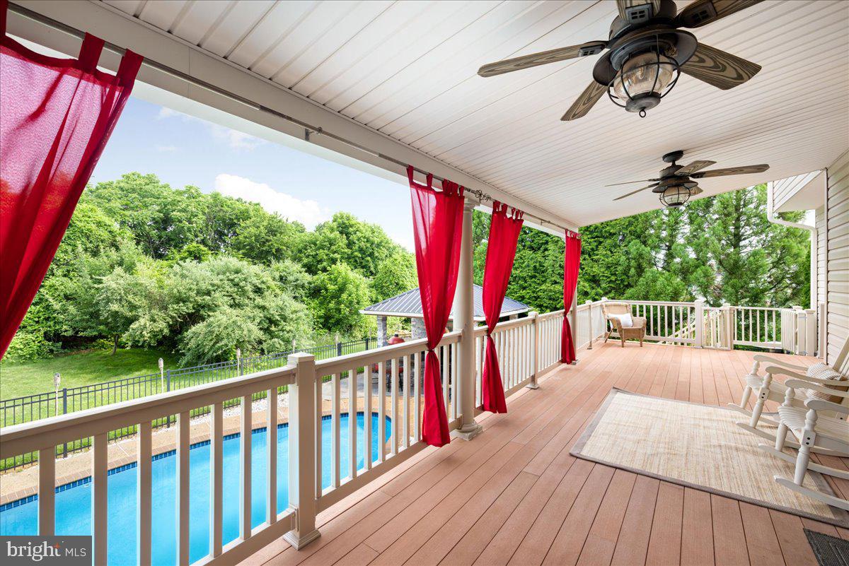 237 Tyson Dr