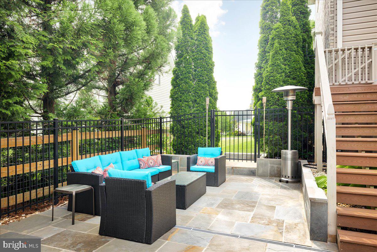 237 Tyson Dr