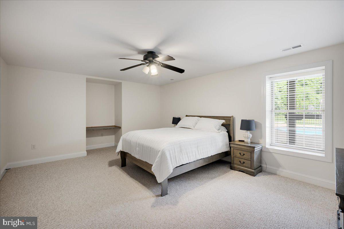 237 Tyson Dr