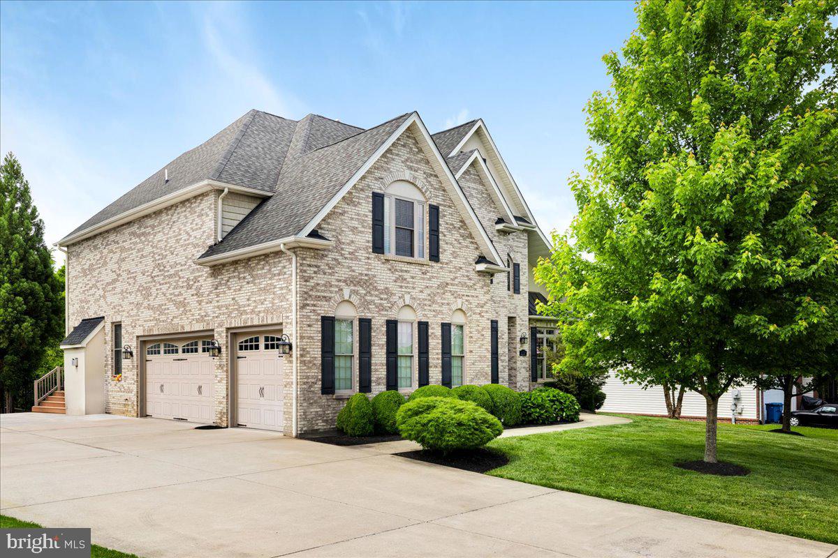 237 Tyson Dr