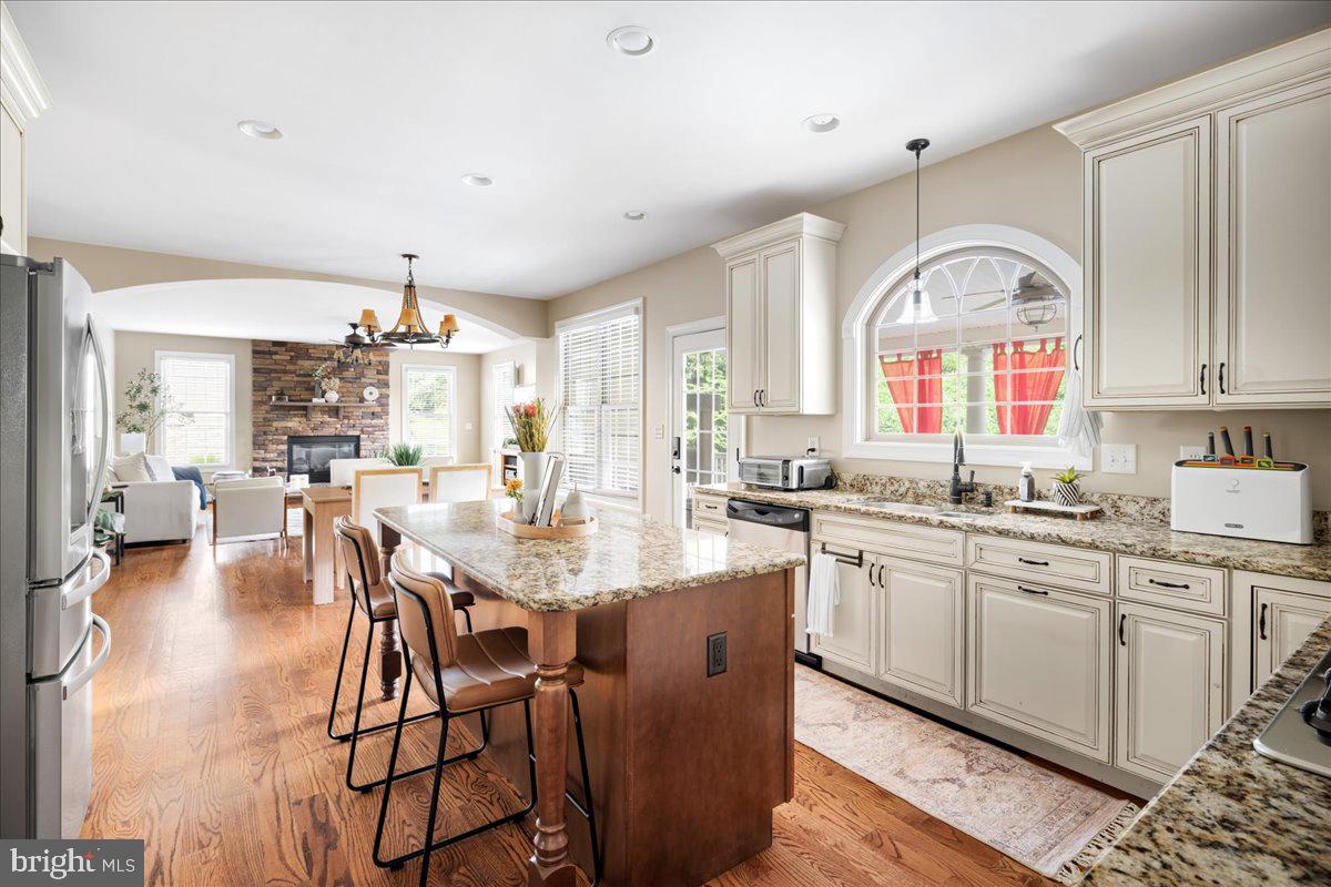 237 Tyson Dr