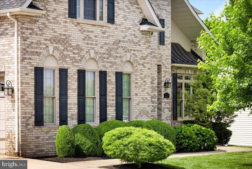 237 Tyson Dr
