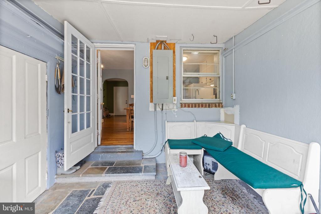 135 Rosemont Cir