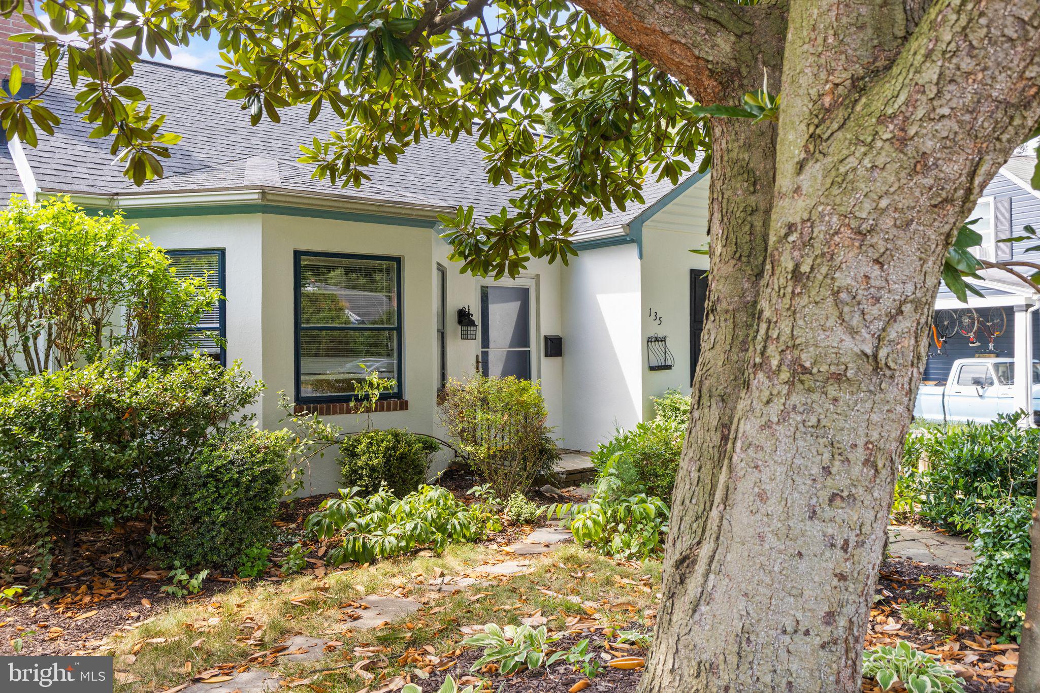 135 Rosemont Cir