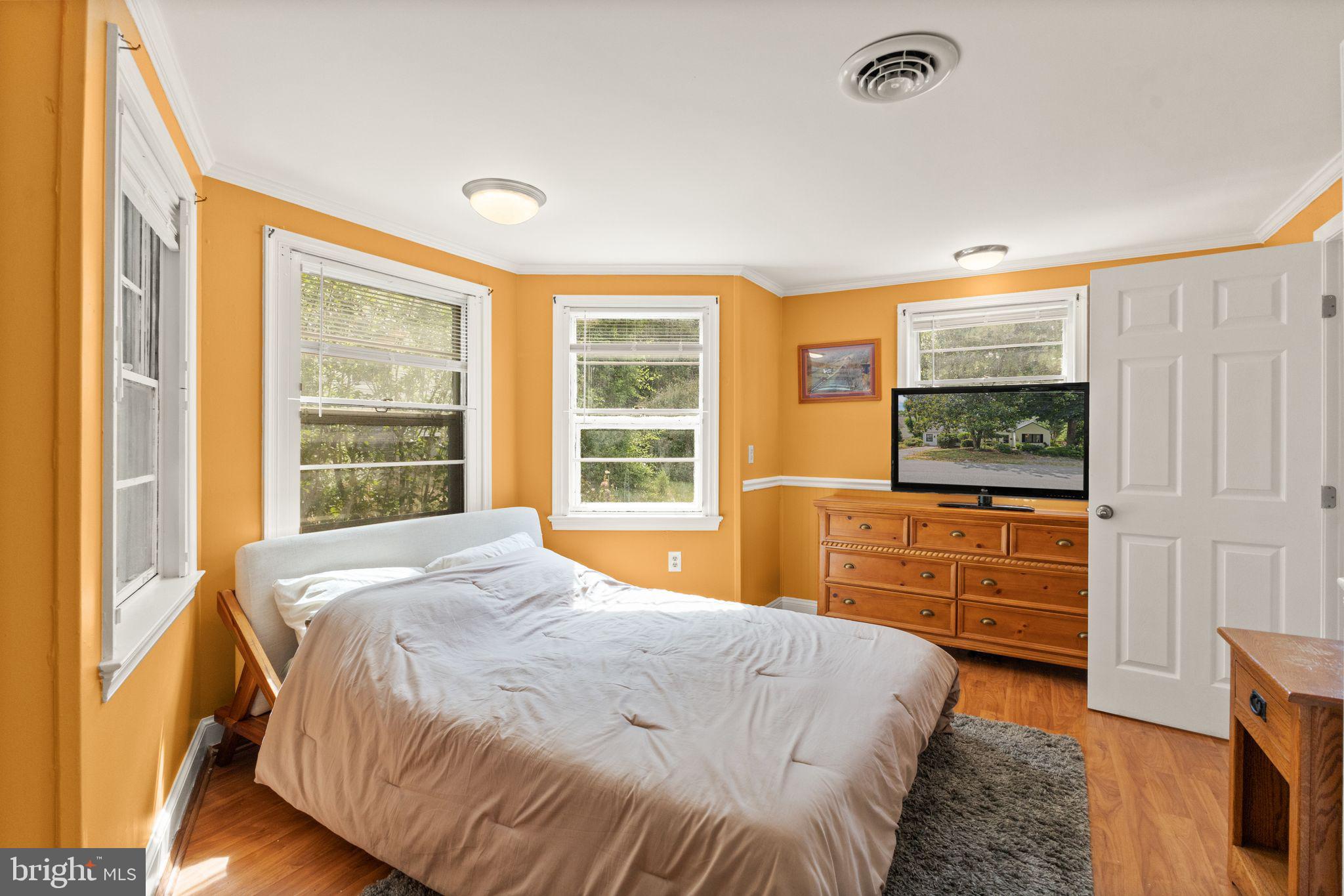 135 Rosemont Cir