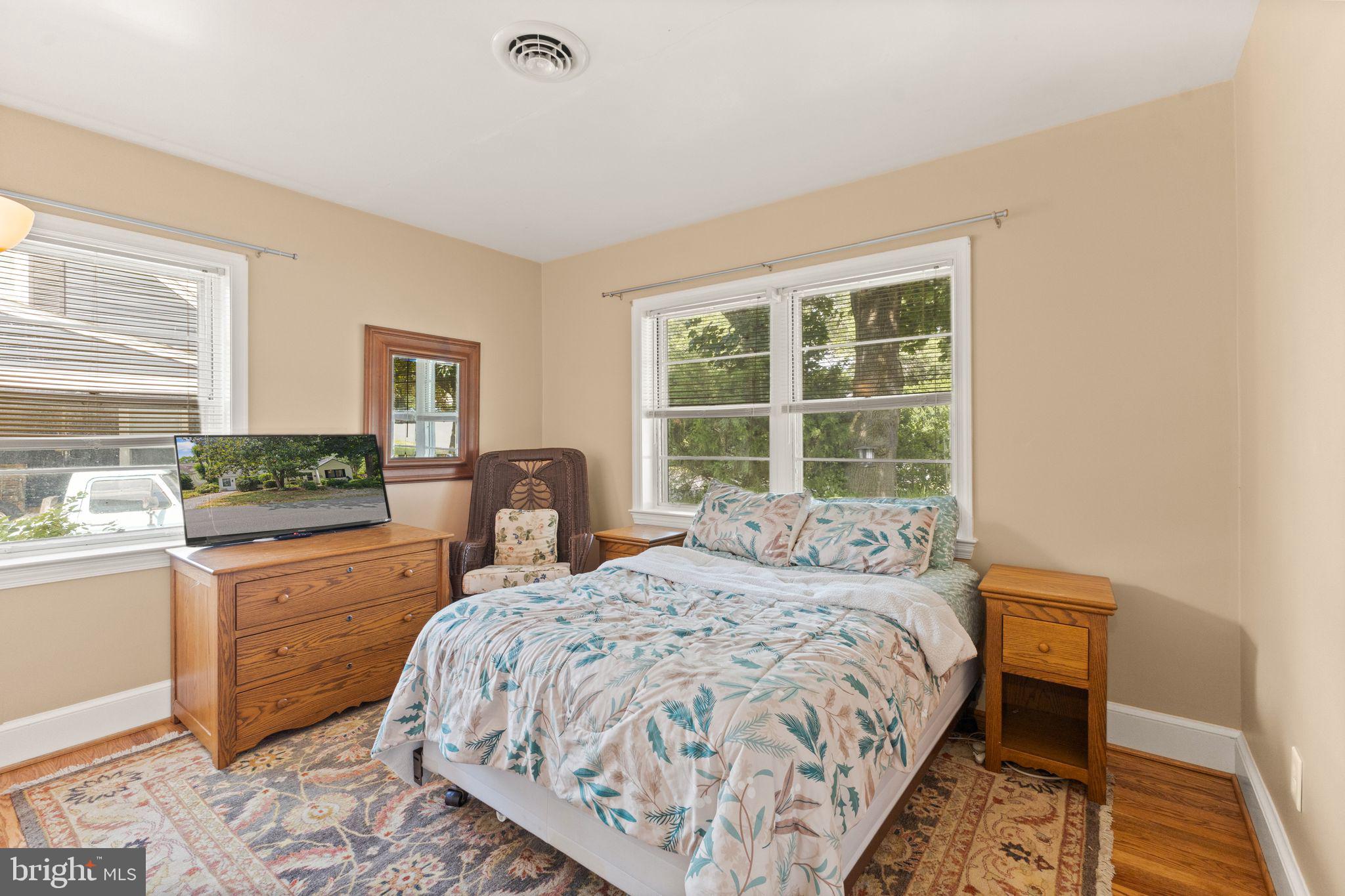 135 Rosemont Cir