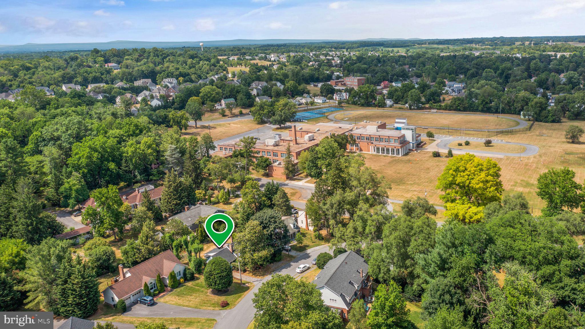 135 Rosemont Cir