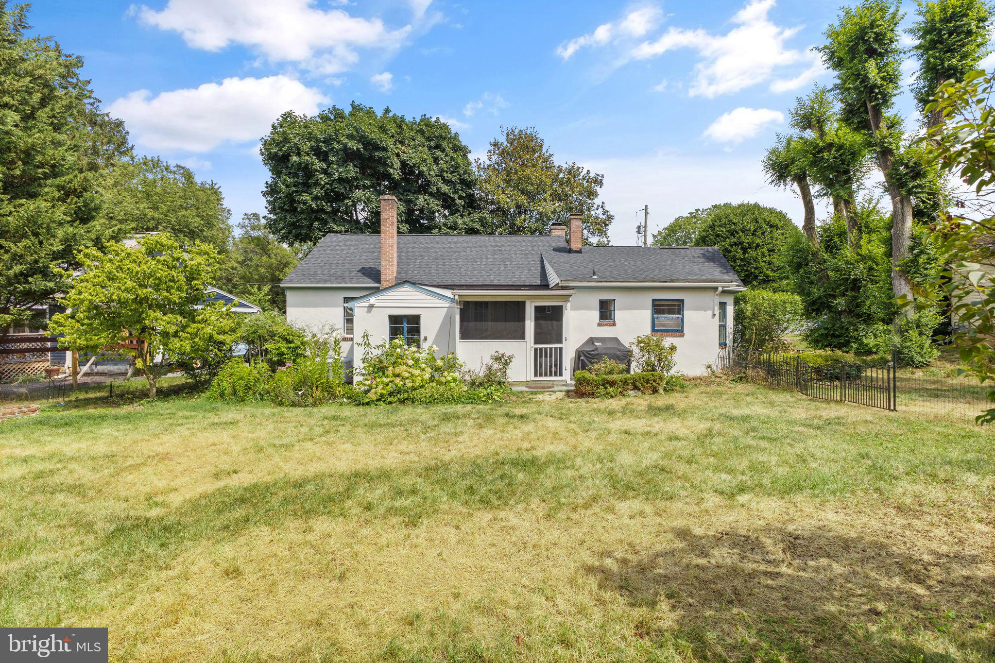135 Rosemont Cir