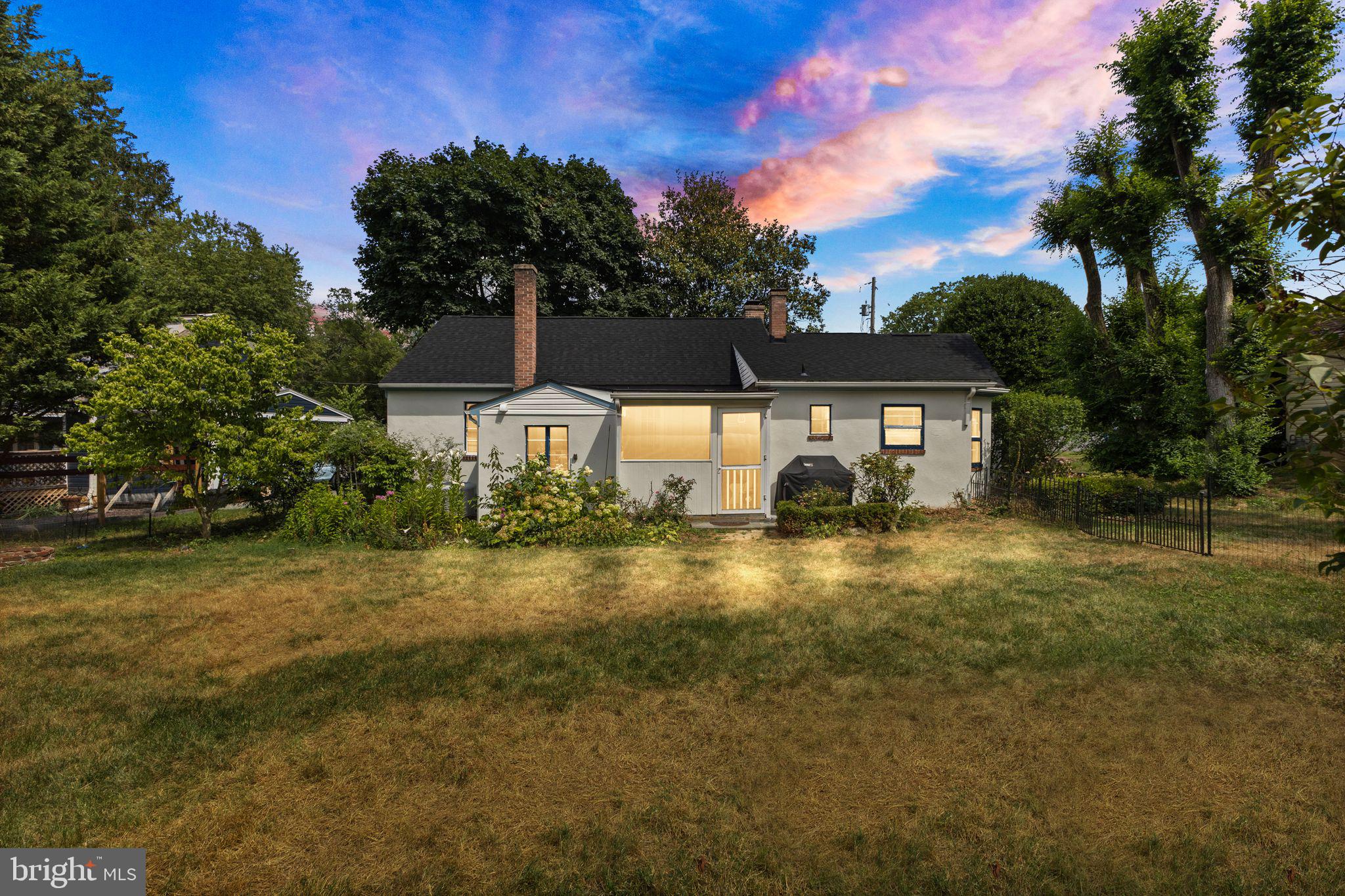 135 Rosemont Cir