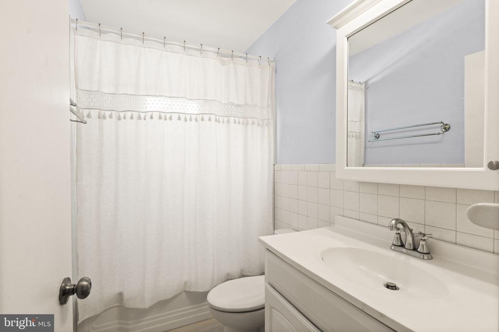 135 Rosemont Cir