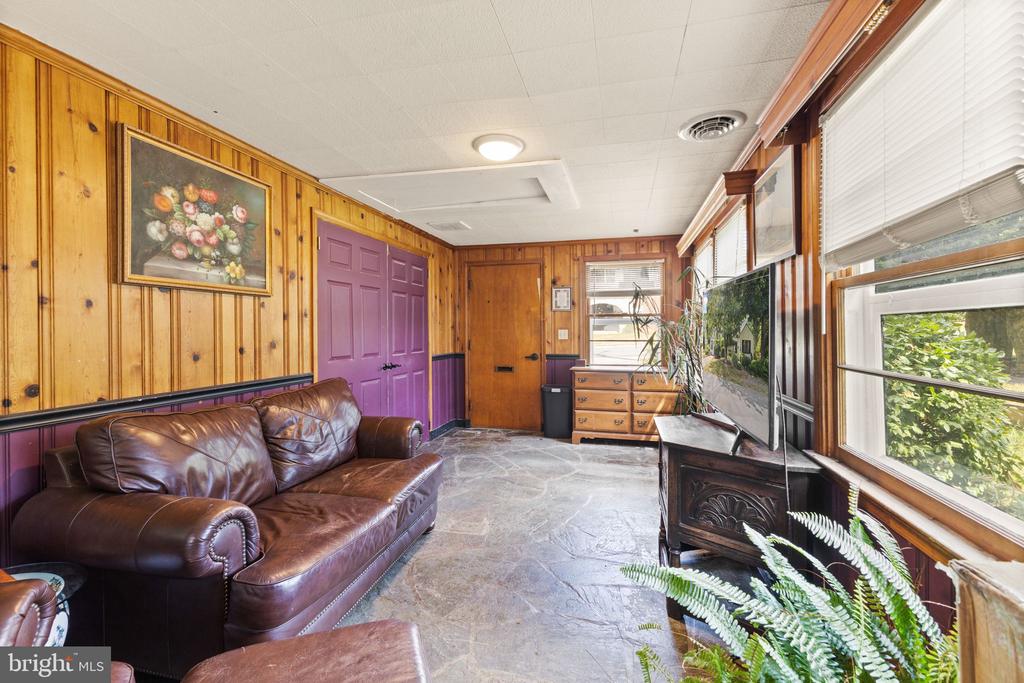 135 Rosemont Cir
