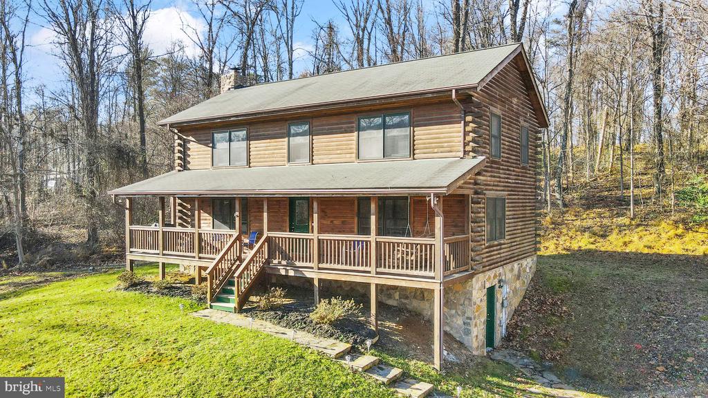 303 Alder Ln