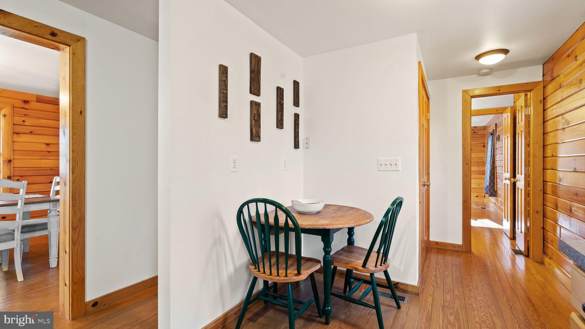 303 Alder Ln
