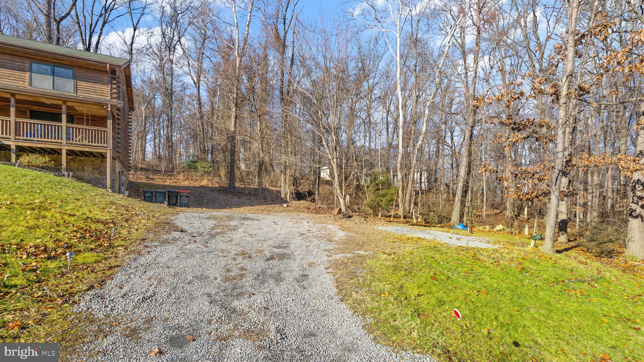 303 Alder Ln