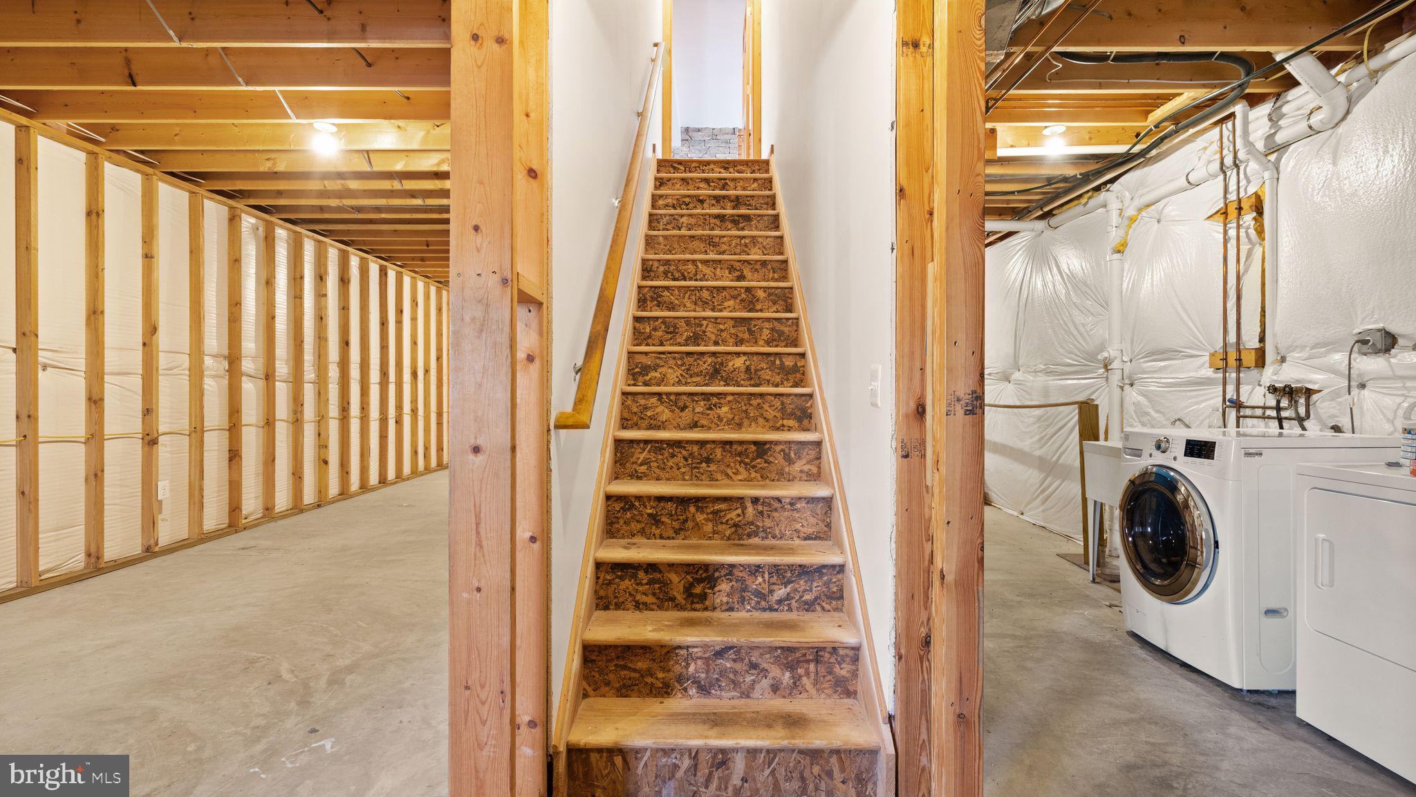 303 Alder Ln