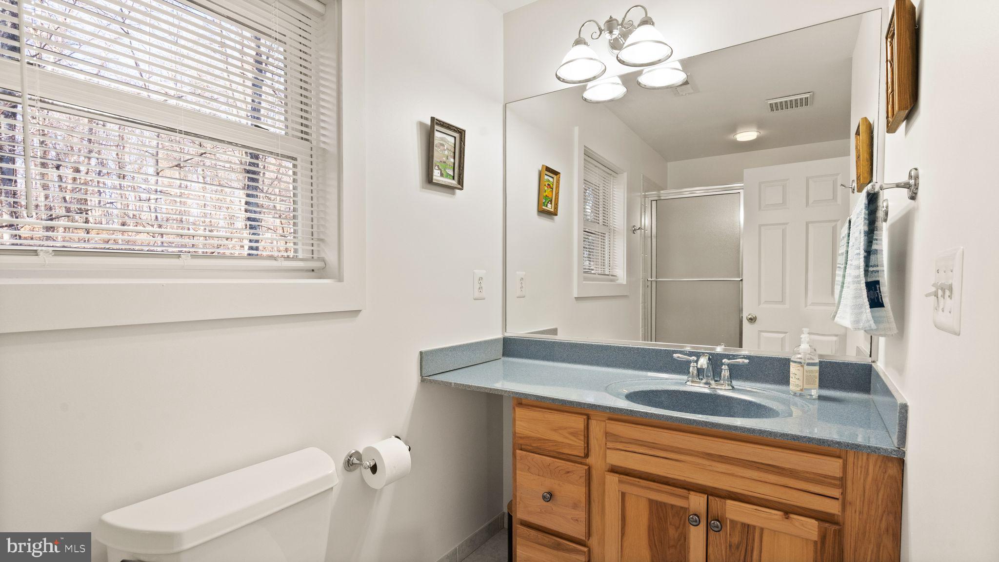 303 Alder Ln