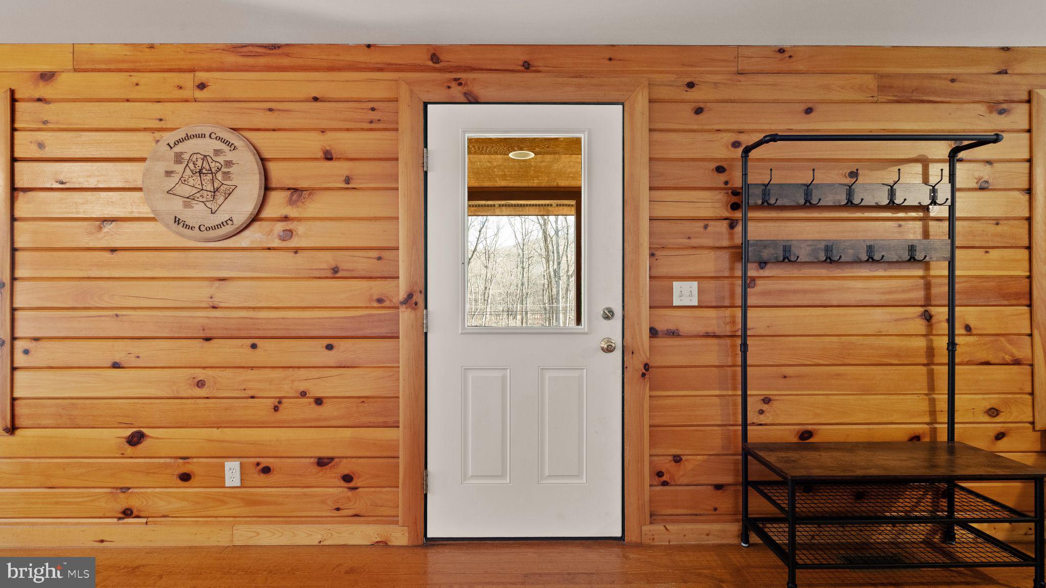 303 Alder Ln