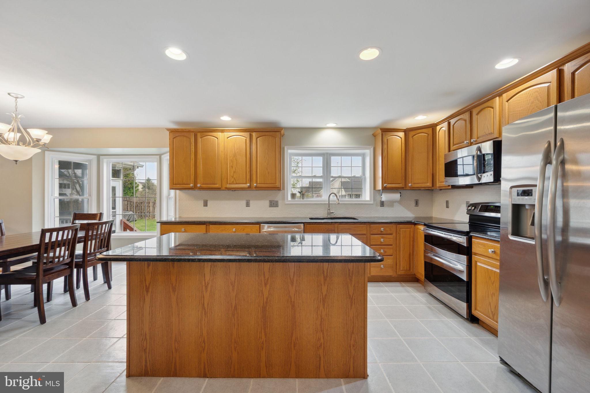528 Mosby Blvd