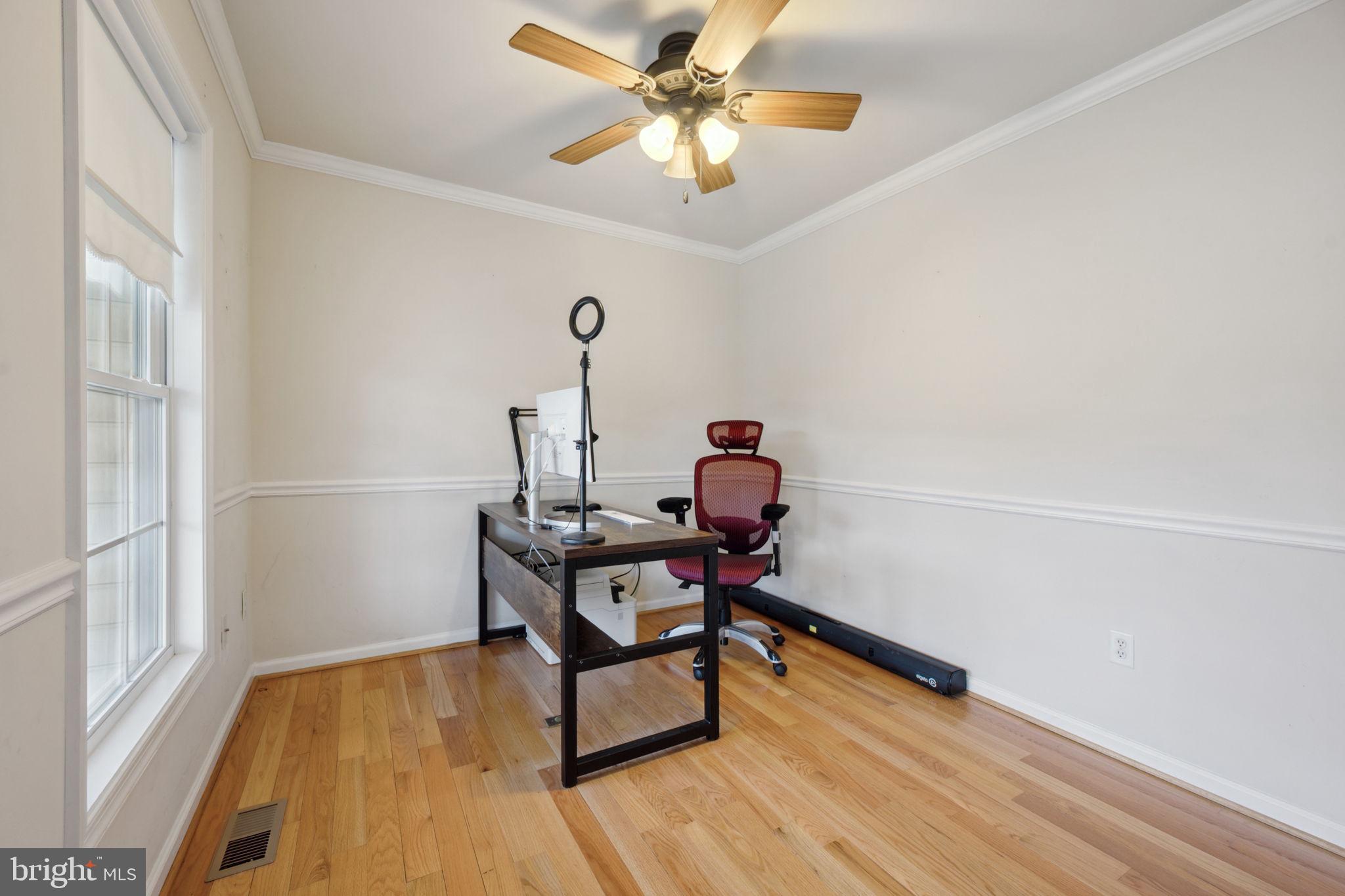 528 Mosby Blvd