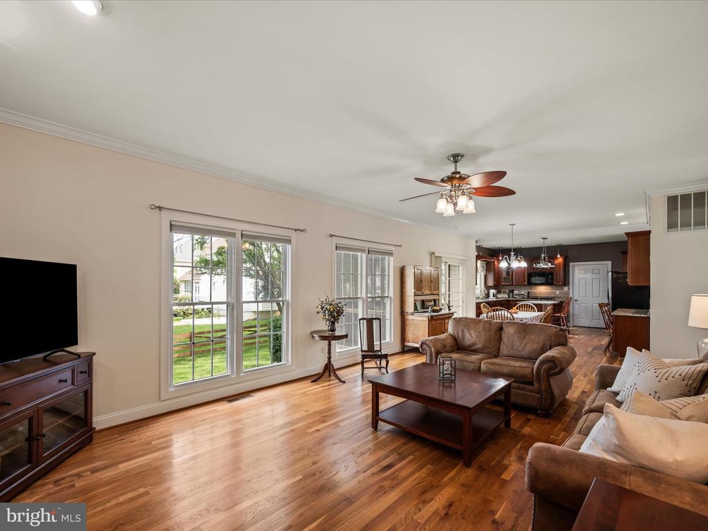 112 Tyson Dr