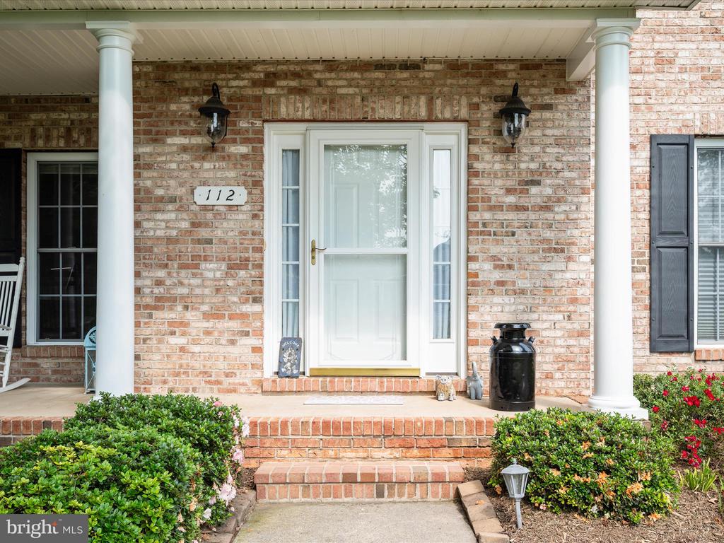 112 Tyson Dr