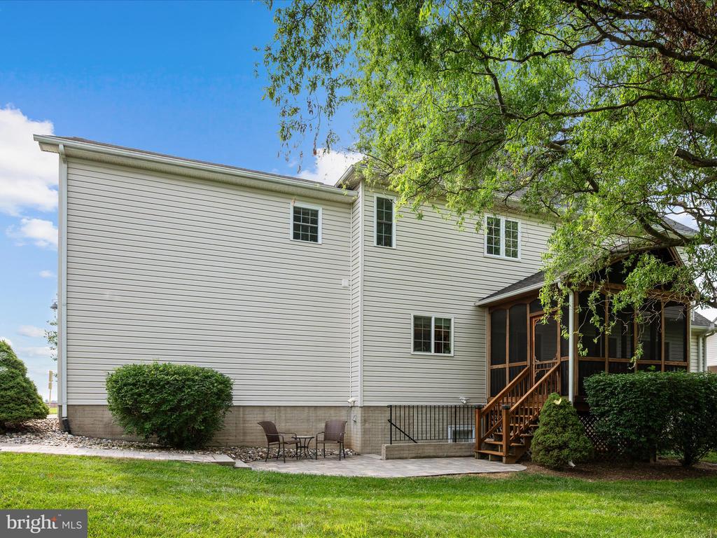 112 Tyson Dr