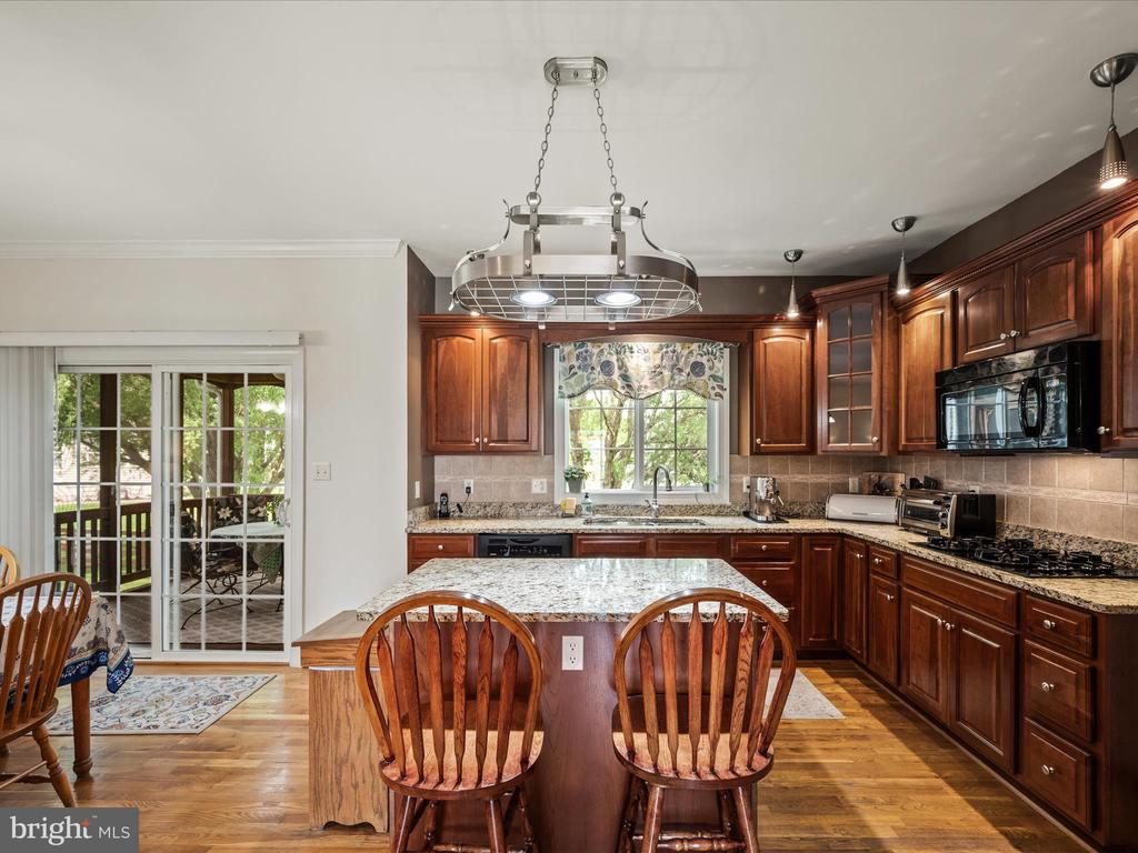 112 Tyson Dr
