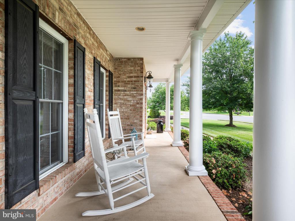 112 Tyson Dr